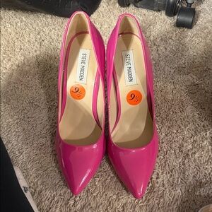 Steve Madden Fuchsia Heels
